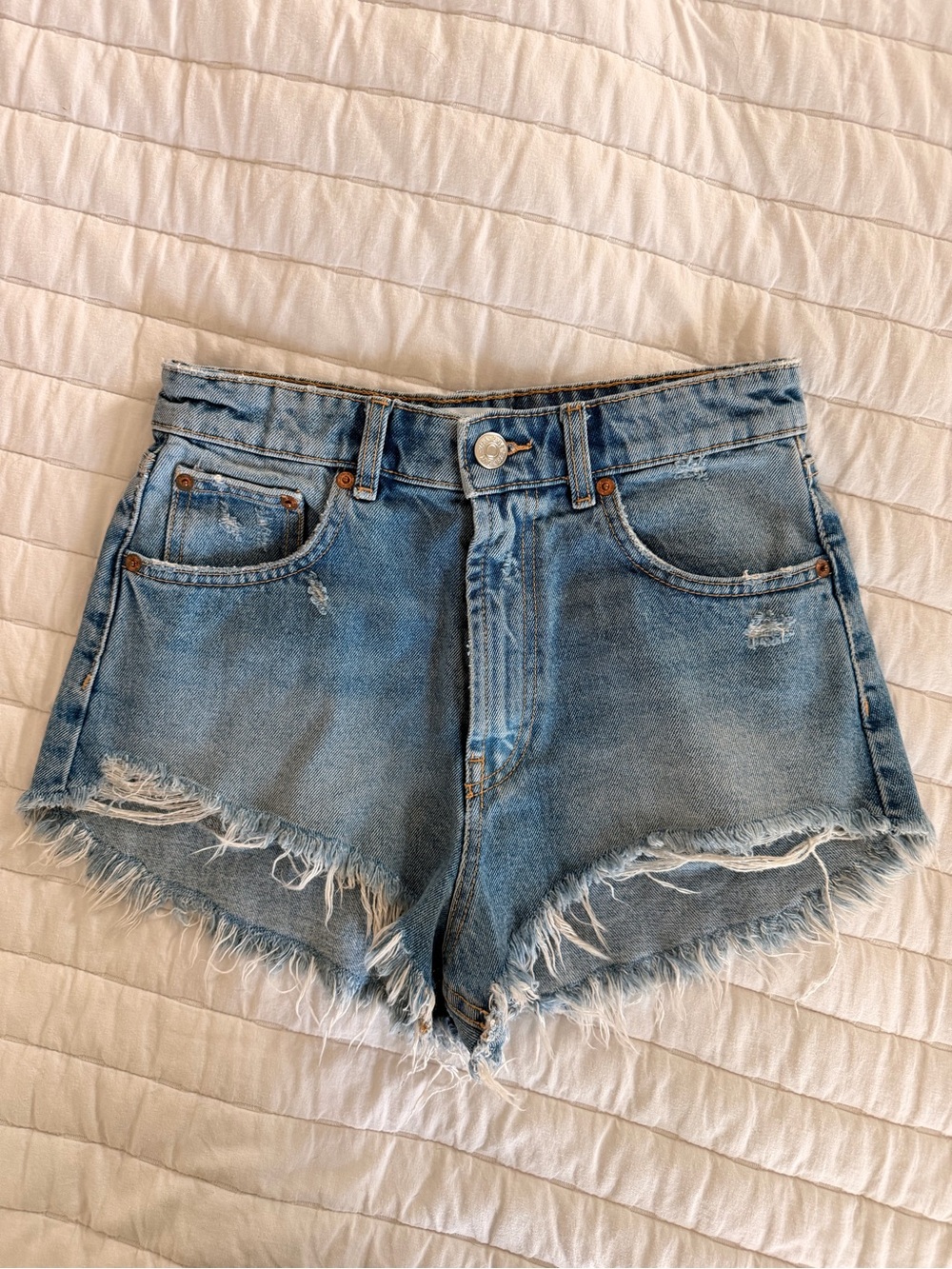 Zara Denim Frayed Hem High-Rise Women's Shorts - Light Blue